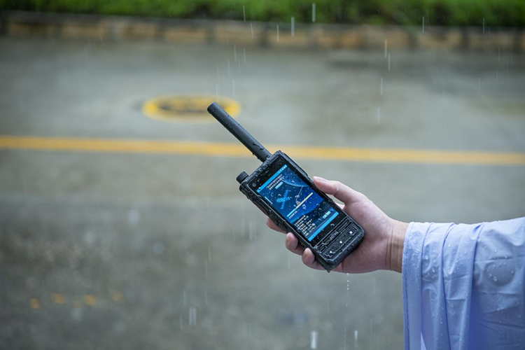 遨游天通卫星电话